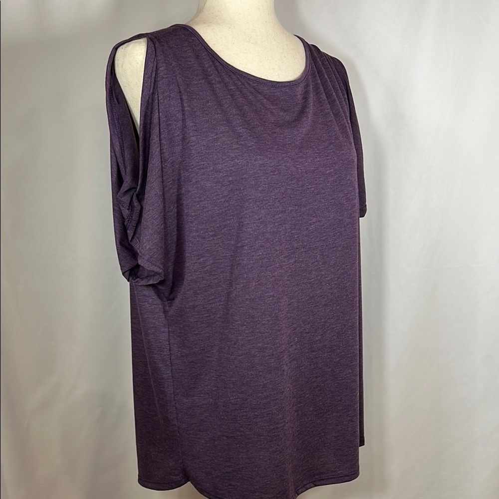 New!  Colette Romey Stitch Fix Women's Cold Shoulder Purple Top Size L